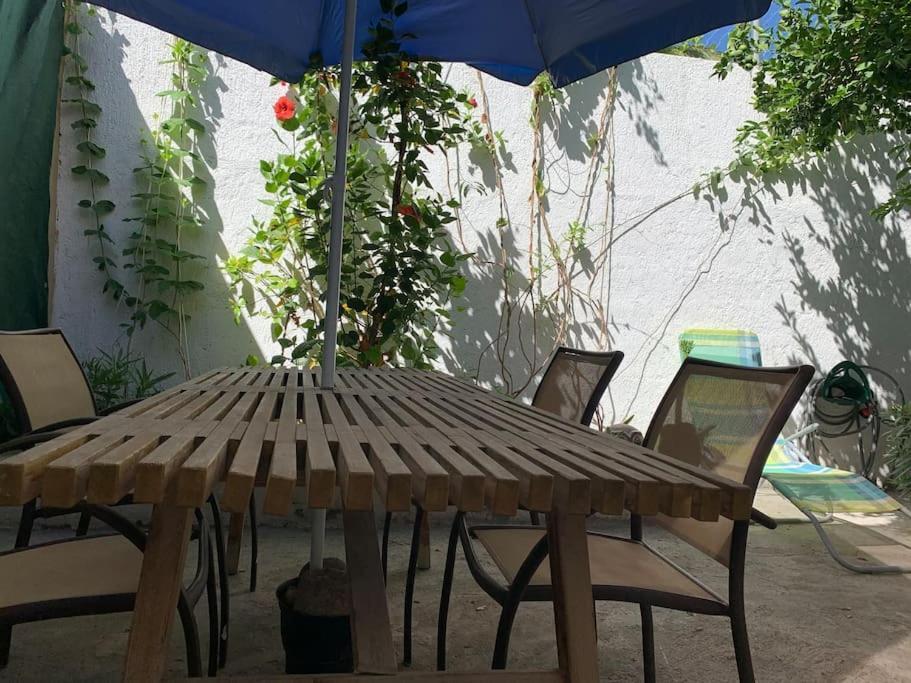 Casa Madero Beautiful 2Br Apt One Block From Malecon! Best Location! Ла Пас Екстериор снимка