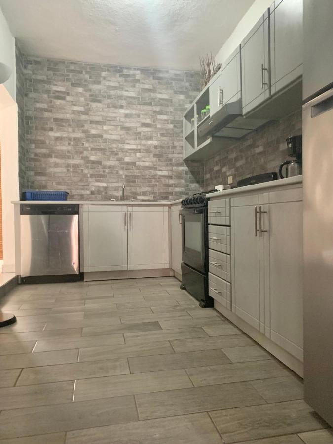 Casa Madero Beautiful 2Br Apt One Block From Malecon! Best Location! Ла Пас Екстериор снимка